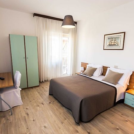 Hotel Antagos Montesilvano Marina Екстериор снимка