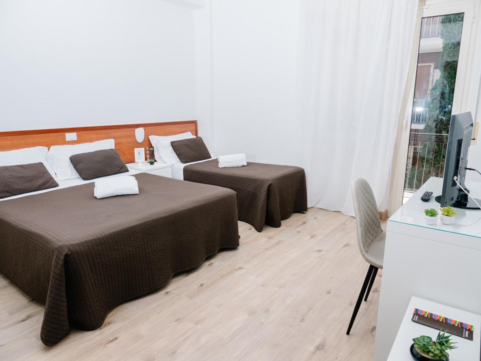Hotel Antagos Montesilvano Marina Екстериор снимка