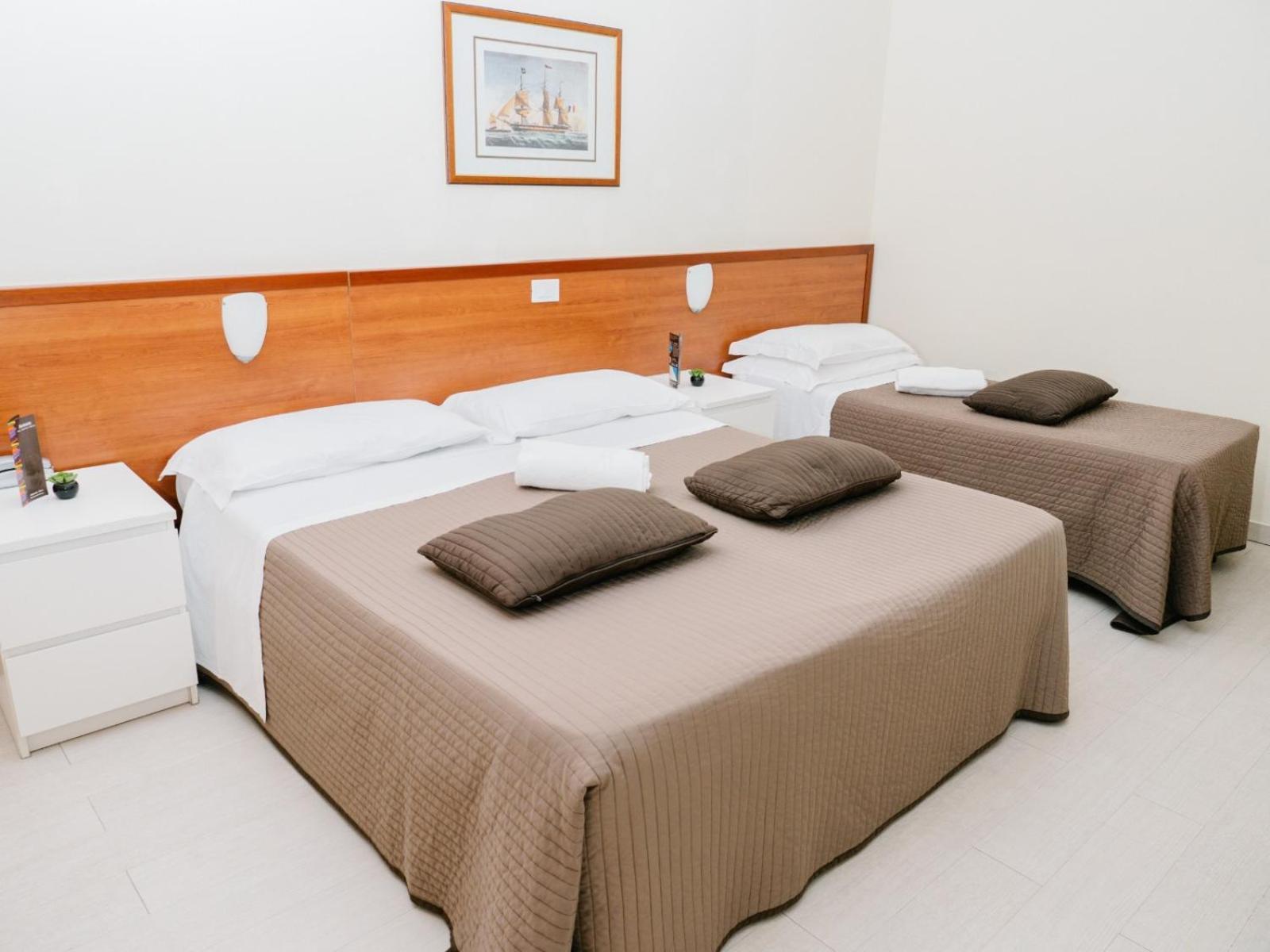 Hotel Antagos Montesilvano Marina Екстериор снимка