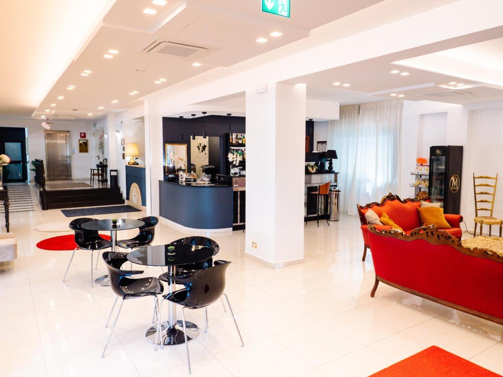 Hotel Antagos Montesilvano Marina Екстериор снимка