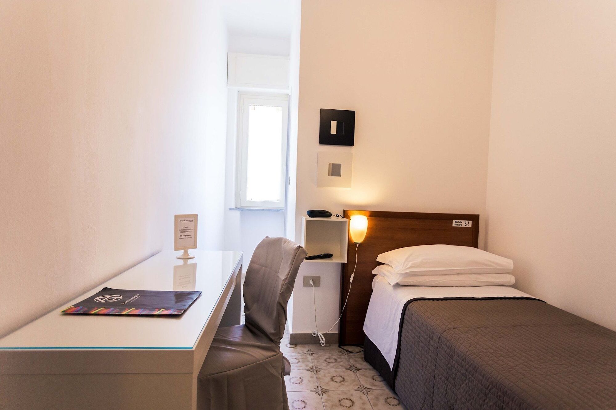 Hotel Antagos Montesilvano Marina Екстериор снимка